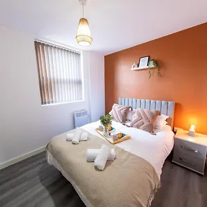 cosy-1-bed-in-stockport-centre.hotelsin-chester.com/